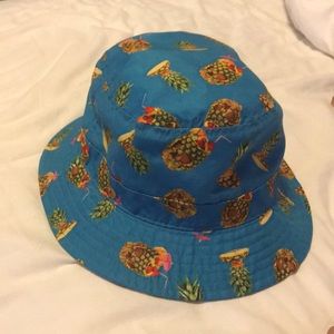 Bucket Hat